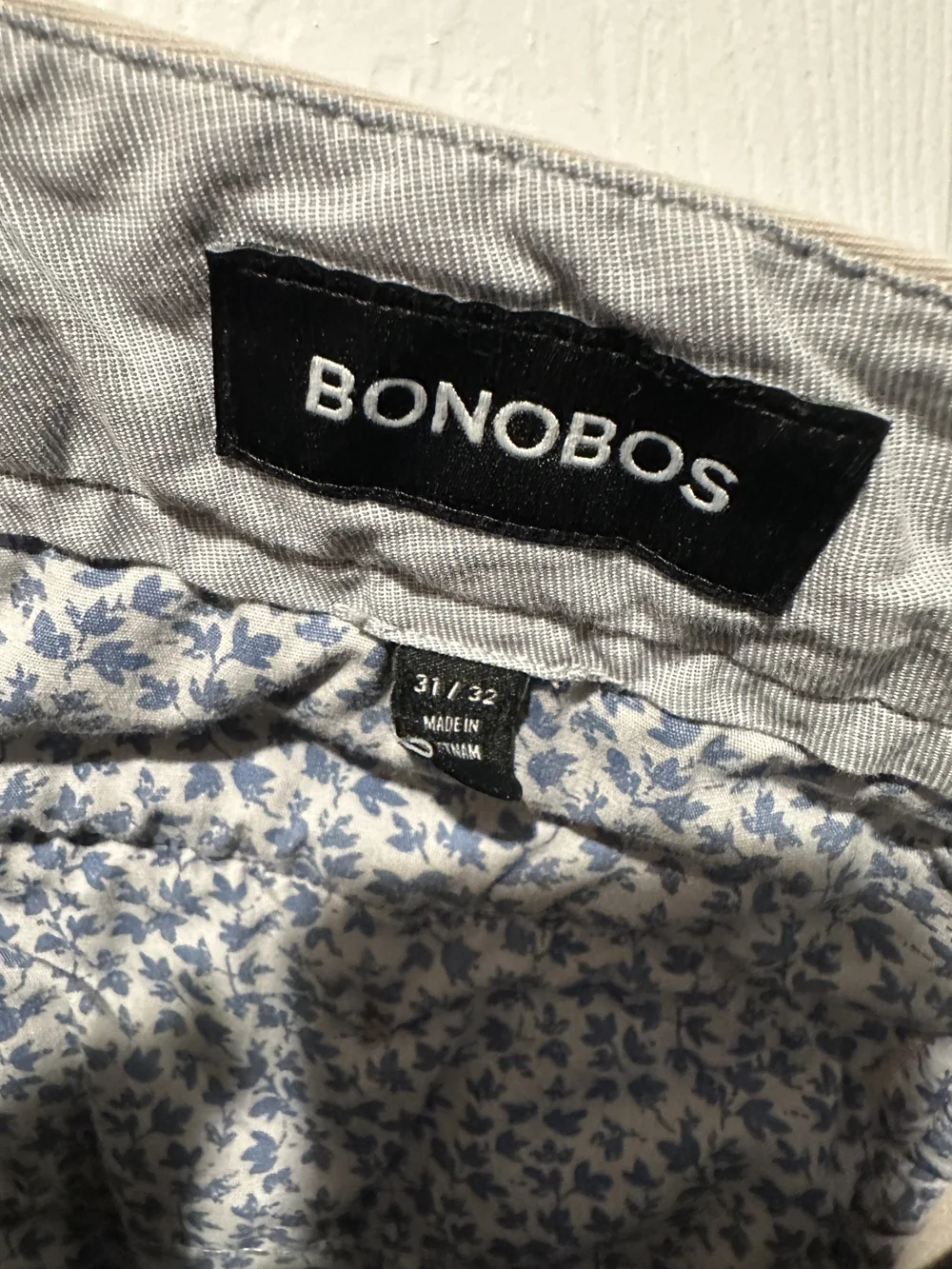 Bonobos Men's Chinos in Light Khaki